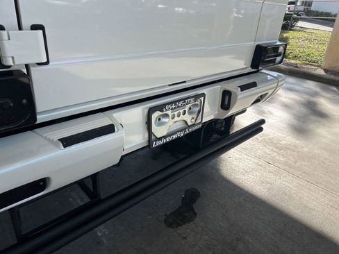 Used 2017 Mercedes-Benz G 550 Squared image 27