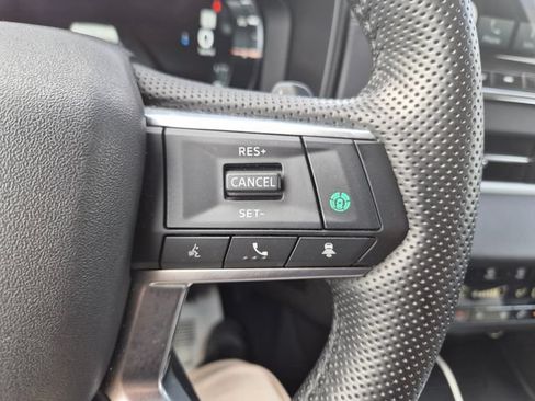 Used 2024 Mitsubishi Outlander SEL AWD/4WD image 21