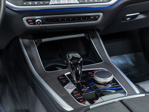 Certified 2022 BMW X5 xDrive40i w/ M Sport Package image 20