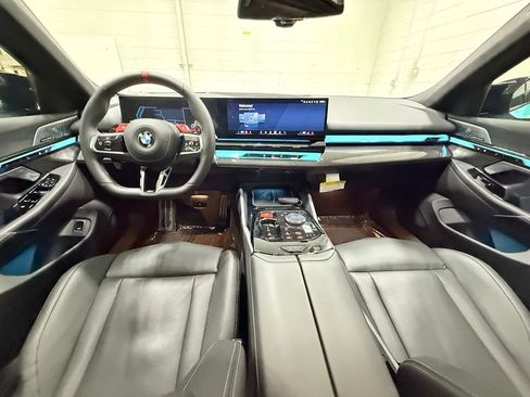 Used 2026 BMW M5 Touring AWD/4WD image 41