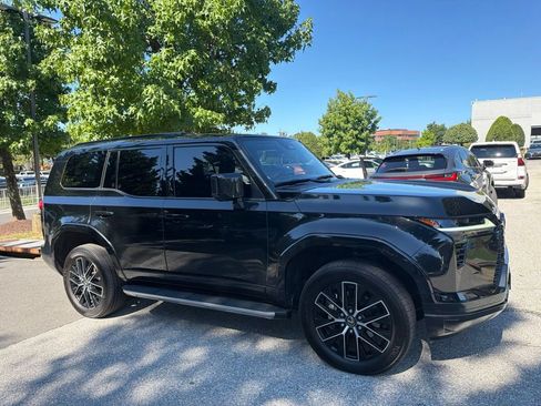 Certified 2024 Lexus GX 550 w/ Accessory Package (2T) AWD/4WD image 13