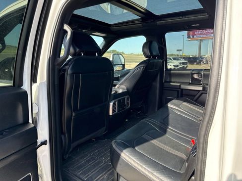 Used 2020 Ford F350 Platinum AWD/4WD image 2