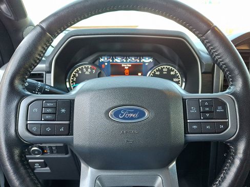 Certified 2022 Ford F150 XLT w/ Equipment Group 302A High image 19