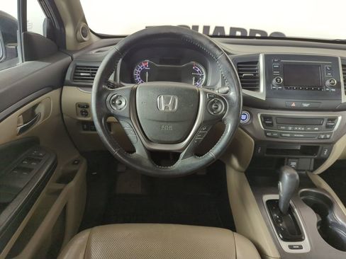 Used 2017 Honda Ridgeline RTL image 11