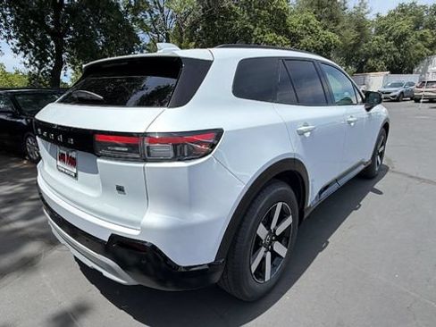 New 2026 Honda Prologue Touring image 4
