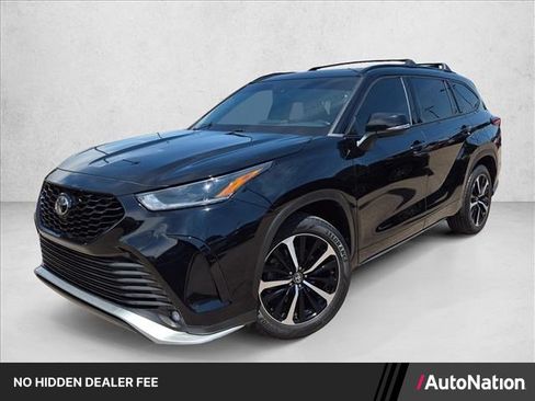 Used 2021 Toyota Highlander XSE AWD/4WD image 1