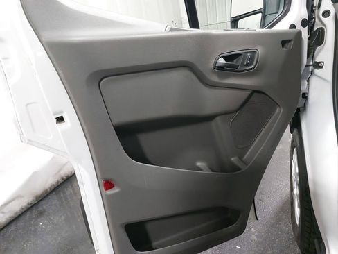 Used 2022 Ford Transit 350 XLT image 29