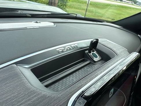 New 2026 RAM 3500 Laramie AWD/4WD image 42