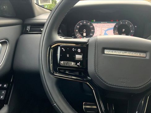 Used 2026 Land Rover Range Rover Velar Dynamic SE image 23
