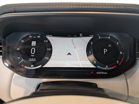 Used 2024 Land Rover Range Rover Sport SE image 19