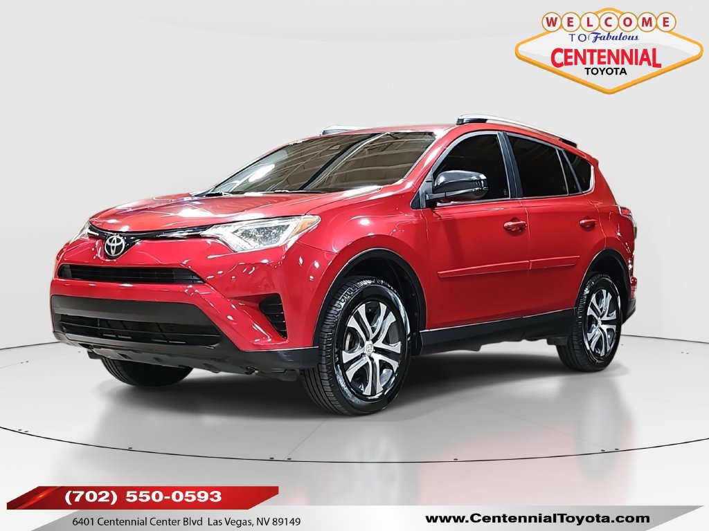 Used 2017 Toyota RAV4 LE w/ Preferred Accessory Package FWD image 1