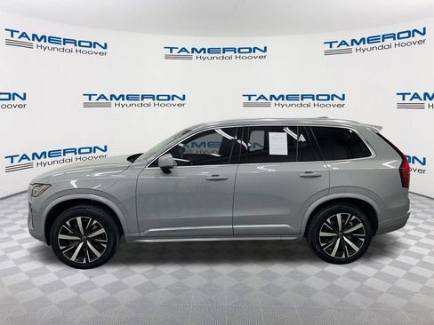 Used 2025 Volvo XC90 B5 Core w/ Protection Package AWD/4WD image 2