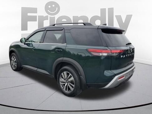 Used 2022 Nissan Pathfinder SL AWD/4WD image 3