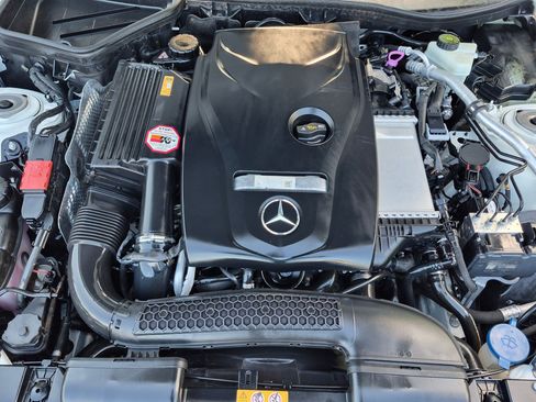 Used 2017 Mercedes-Benz SLC 300 image 35