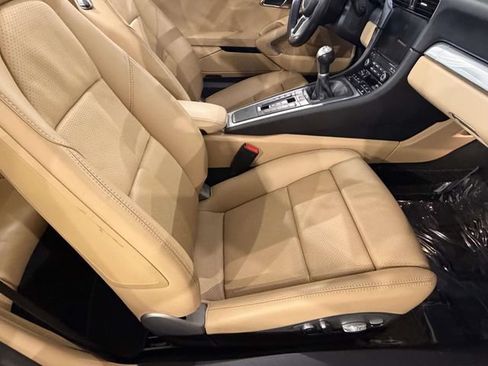 Certified 2017 Porsche 911 Carrera 4S AWD/4WD image 22