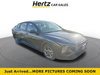 Used 2025 Kia K4 LXS video 1