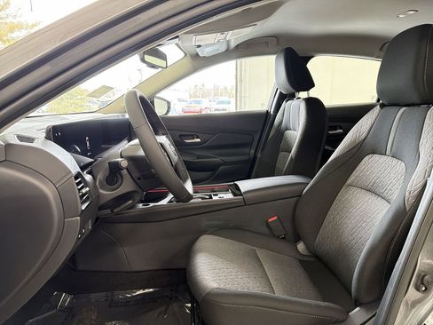 New 2026 Nissan Sentra SV FWD image 19