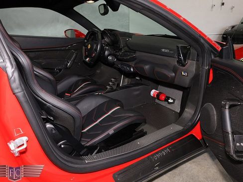 Used 2014 Ferrari 458 Speciale image 20