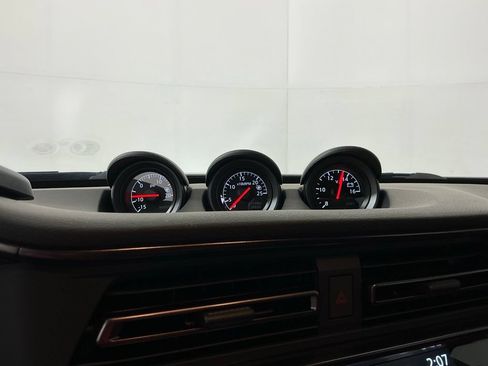 Used 2024 Nissan Z Performance w/ Floor Mat Package RWD image 10