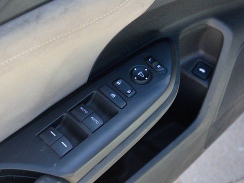 Used 2019 Honda Civic EX image 13
