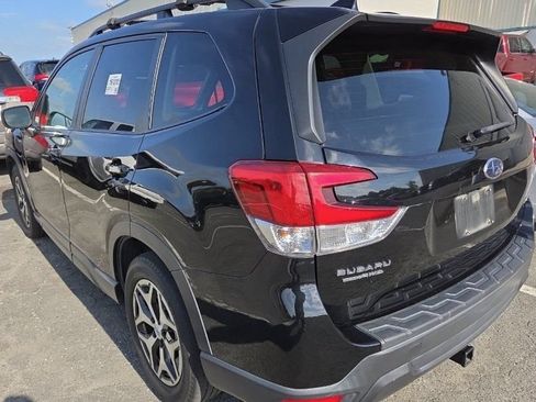 Used 2020 Subaru Forester Premium w/ Popular Package #1 AWD/4WD image 5