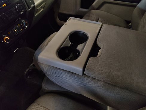 Used 2018 Ford F150 XLT RWD image 26