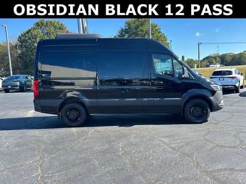 New 2025 Mercedes-Benz Sprinter 2500 image 8