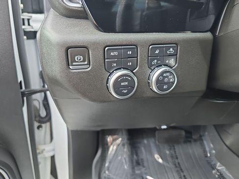 Certified 2024 GMC Sierra 1500 SLT w/ SLT Premium Plus Package image 21