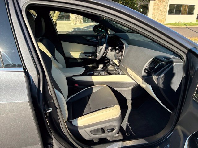 Used 2024 Lexus NX 250 FWD w/ Towing Package (2000 Lbs) image 11