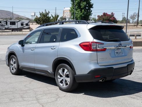 Used 2024 Subaru Ascent Premium AWD/4WD image 7