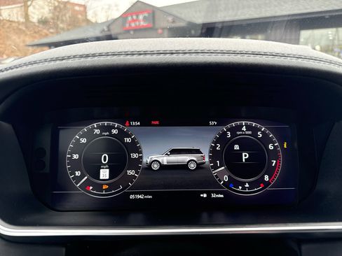 Used 2021 Land Rover Range Rover Westminster Edition image 48