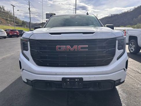 Used 2022 GMC Sierra 1500 Elevation image 2