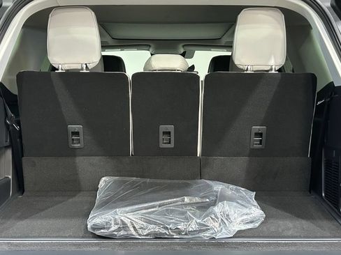 New 2026 Lincoln Navigator Reserve w/ Jet Appearance Package AWD/4WD image 39