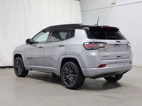 Used 2023 Jeep Compass High Altitude AWD/4WD image 3