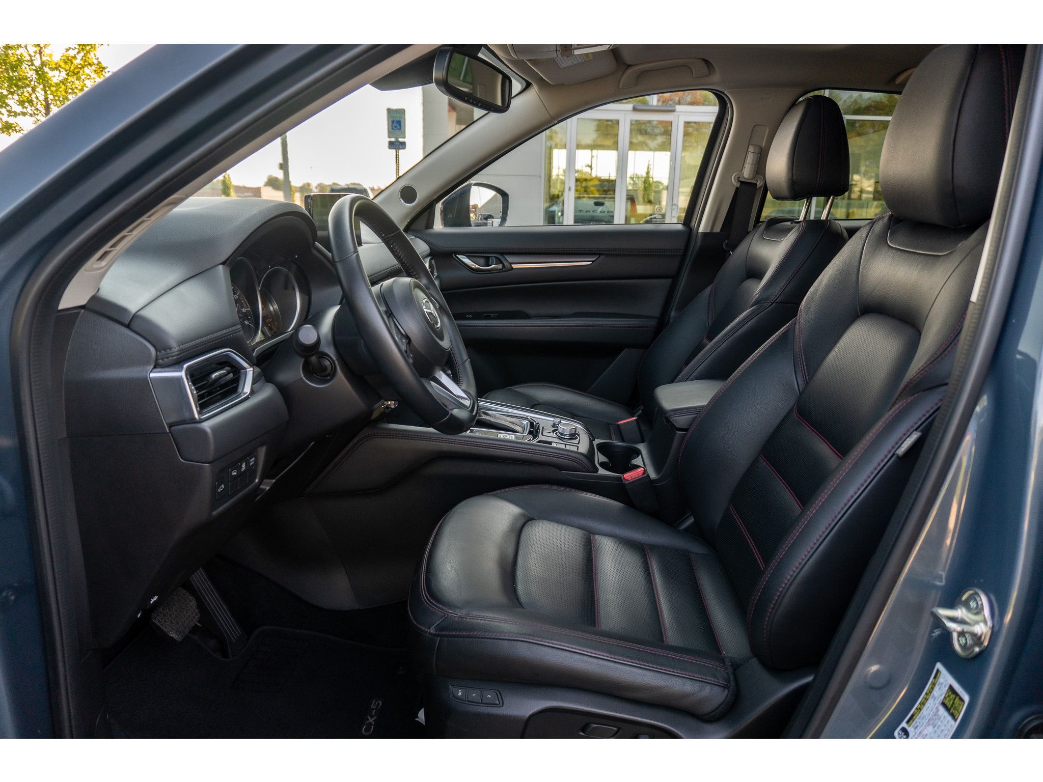 Used 2025 MAZDA CX-5 Carbon Edition AWD/4WD image 11