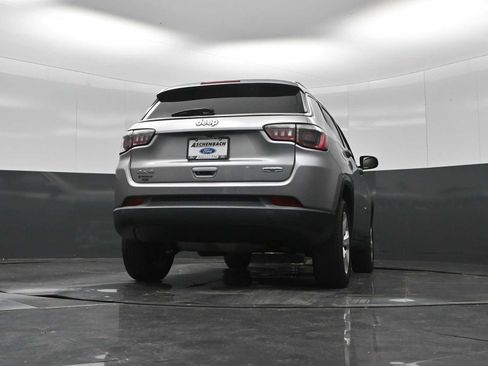 Used 2018 Jeep Compass Latitude w/ Popular Equipment Group AWD/4WD image 55