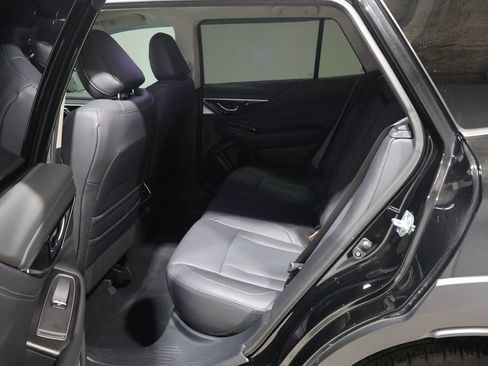 Used 2025 Subaru Outback Limited image 18