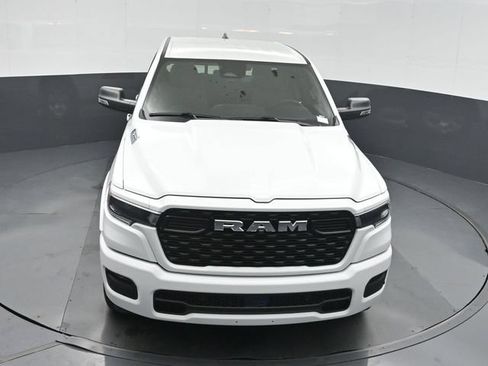 New 2026 RAM 1500 4x4 Crew Cab image 36
