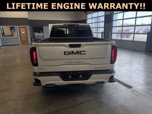 Used 2024 GMC Sierra 1500 Denali Ultimate image 8