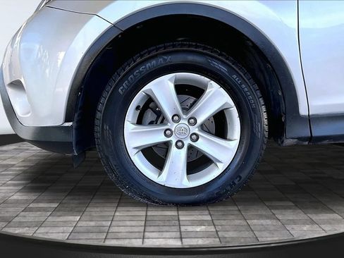 Used 2013 Toyota RAV4 XLE FWD image 31