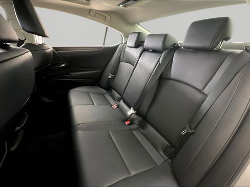 Used 2023 Lexus ES 350 w/ Premium Package FWD image 22
