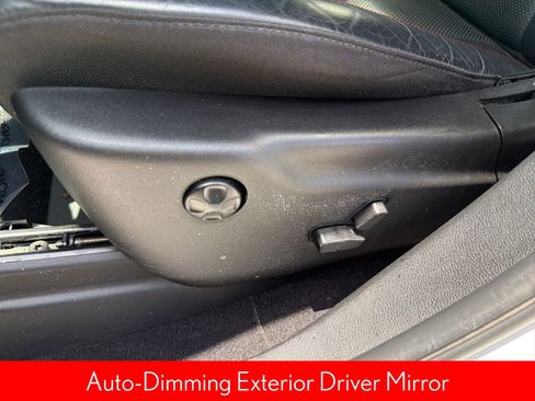 Used 2024 Dodge Durango GT RWD image 30
