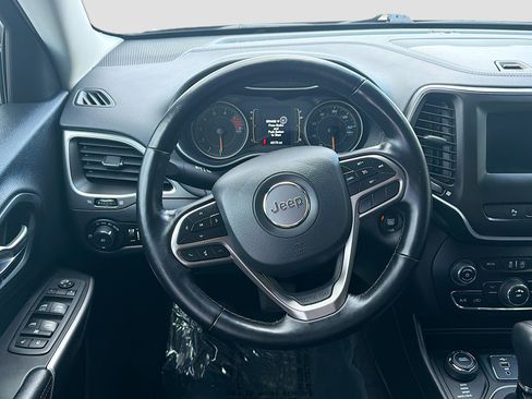 Used 2021 Jeep Cherokee Latitude Lux image 18