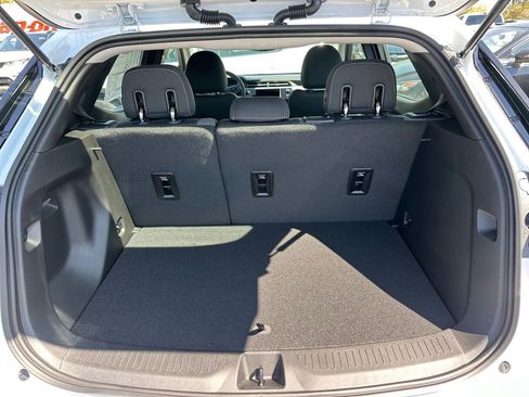 New 2027 Chevrolet Bolt LT w/ Comfort Package image 28