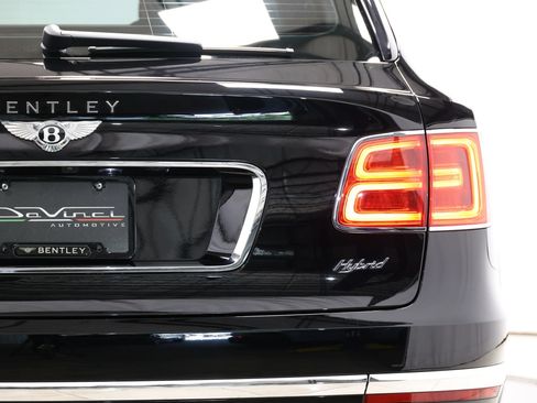 Used 2020 Bentley Bentayga Plug-In Hybrid AWD/4WD image 71
