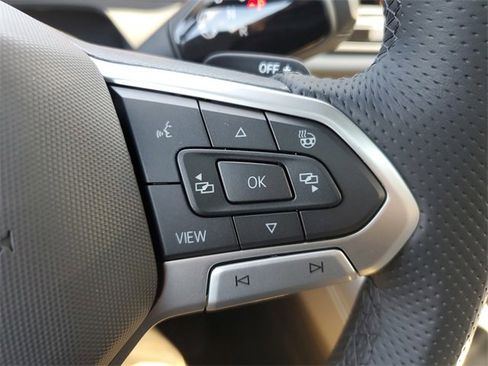 New 2026 Volkswagen Tiguan SEL R-Line image 29