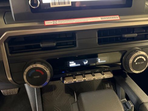 Used 2025 Toyota 4Runner SR5 image 22