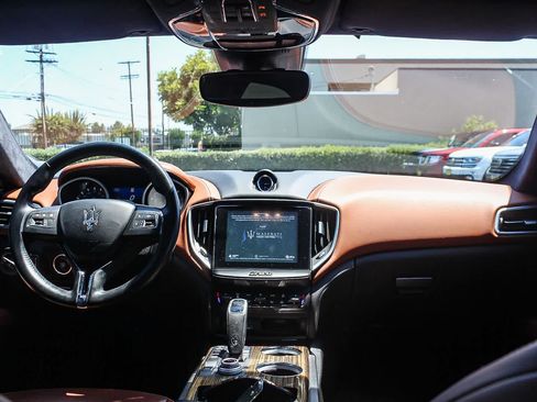 Used 2019 Maserati Ghibli S GranLusso AWD/4WD image 16