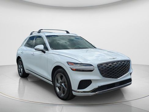Used 2026 Genesis GV70 2.5T Advanced AWD/4WD image 3