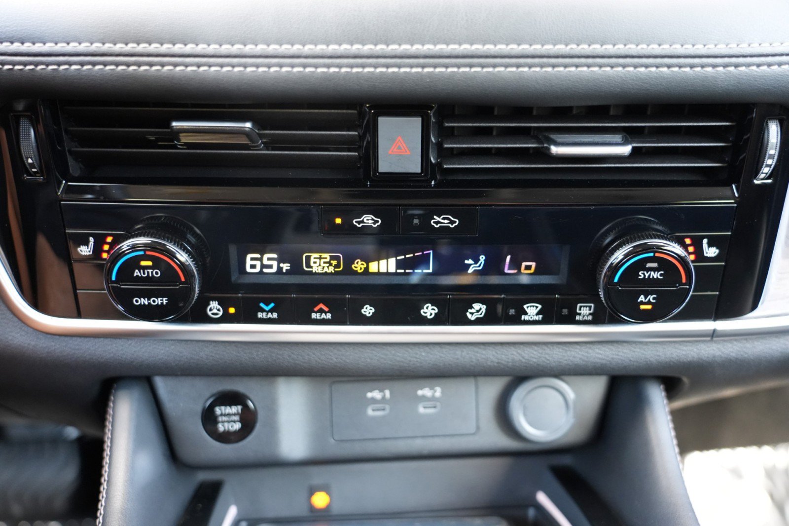 Used 2024 Nissan Rogue Platinum w/ Platinum Premium Package FWD image 30